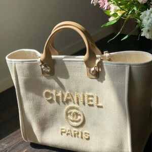 <AUTHENTIC>CHANEL bag